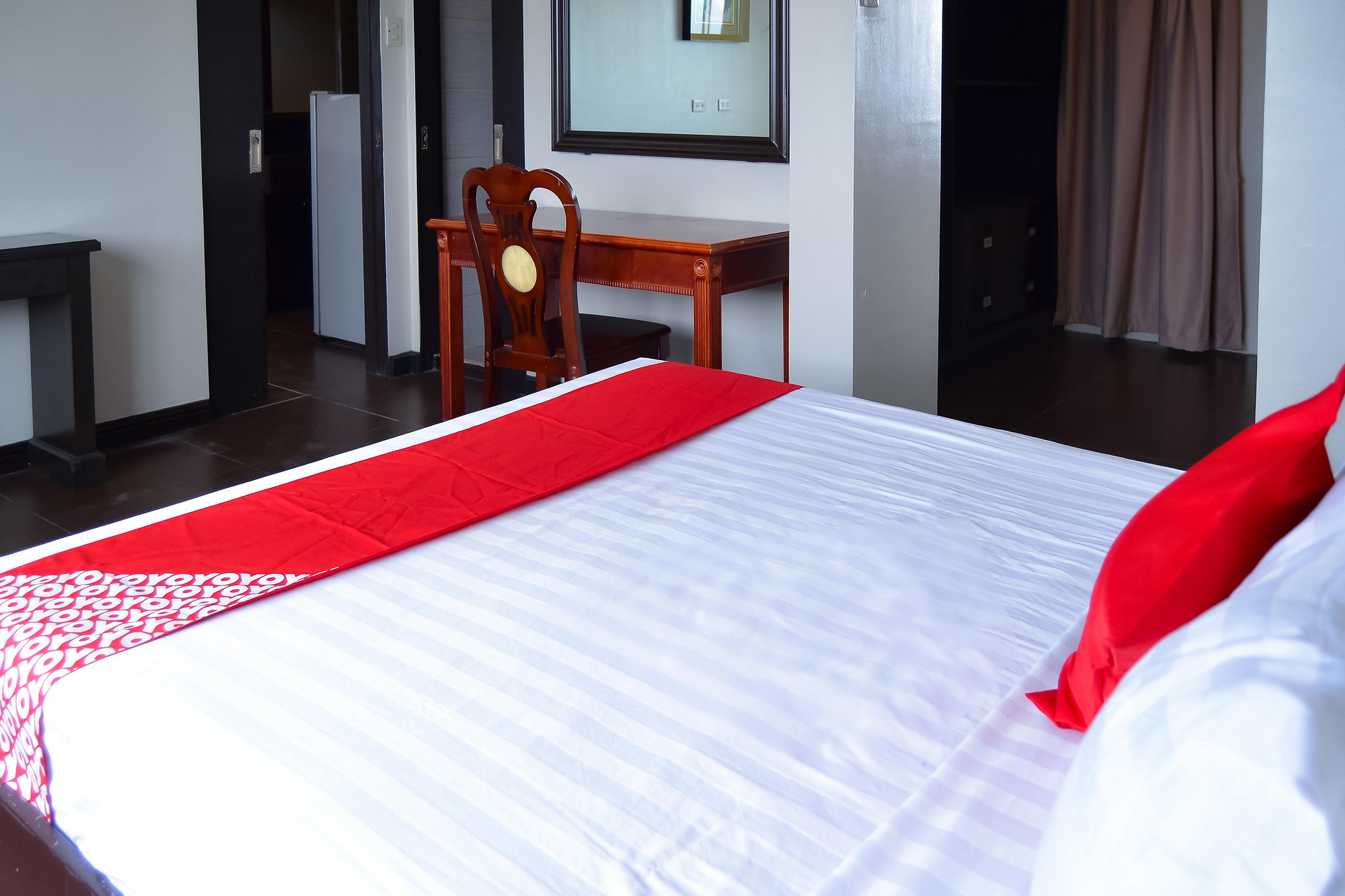 Super Oyo 791 Bell Mansion Hotel Quezon City Exterior photo
